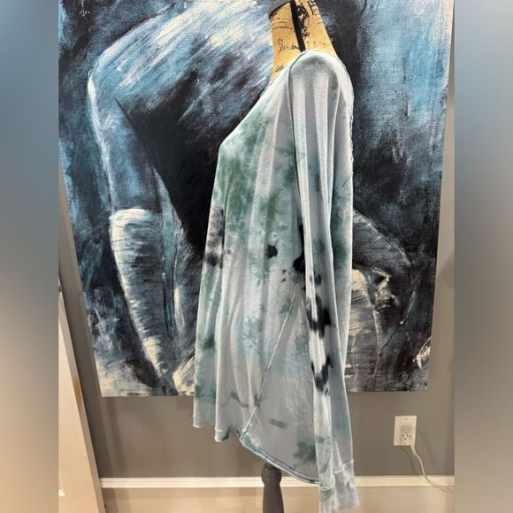 Free People We The Free tie-dye shirt - Picture 4 of 8